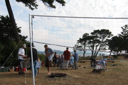 group picnic volleyball with Red Bull crowd (1)